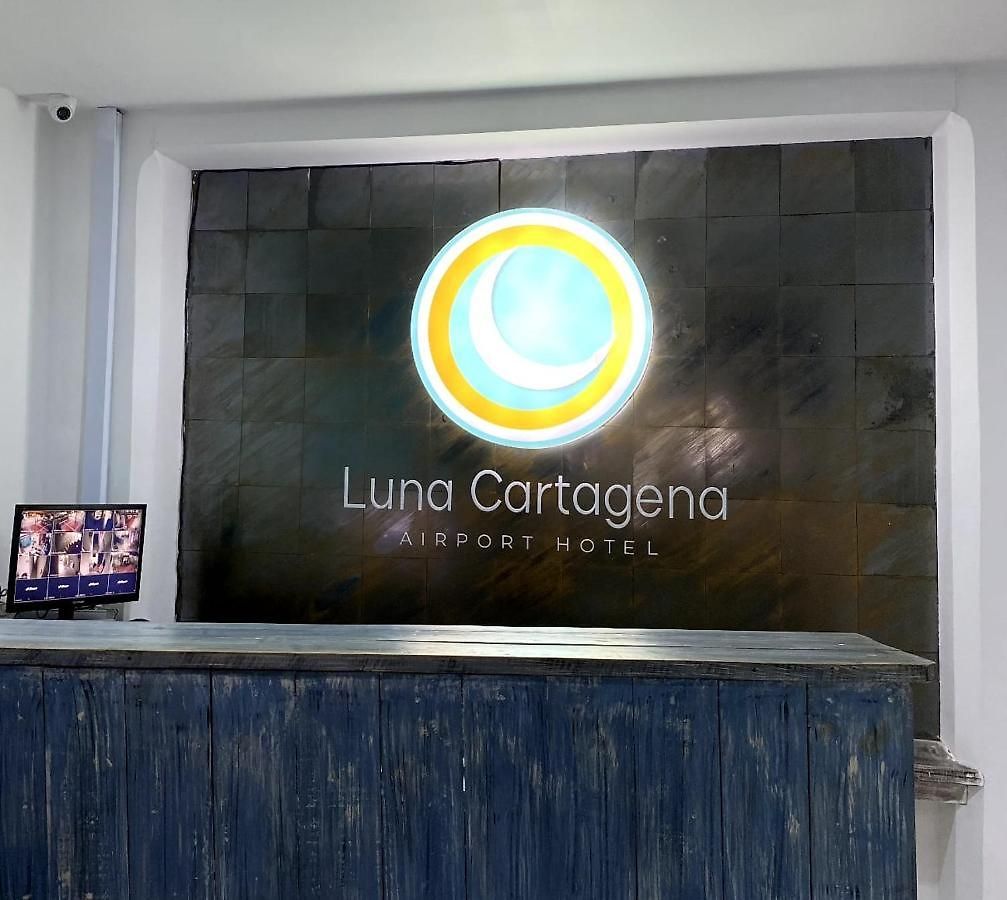 Luna Airport