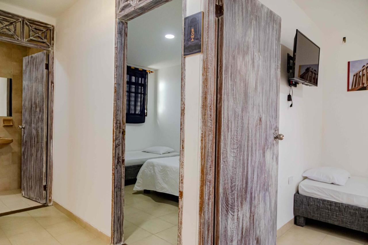 Luna Airport * Cartagena