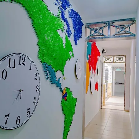 Luna Airport Hotel