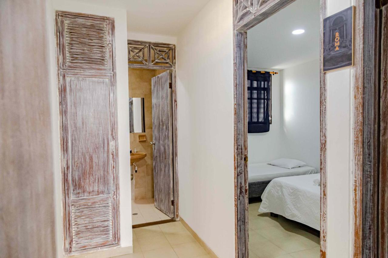 Hotel Luna Airport *